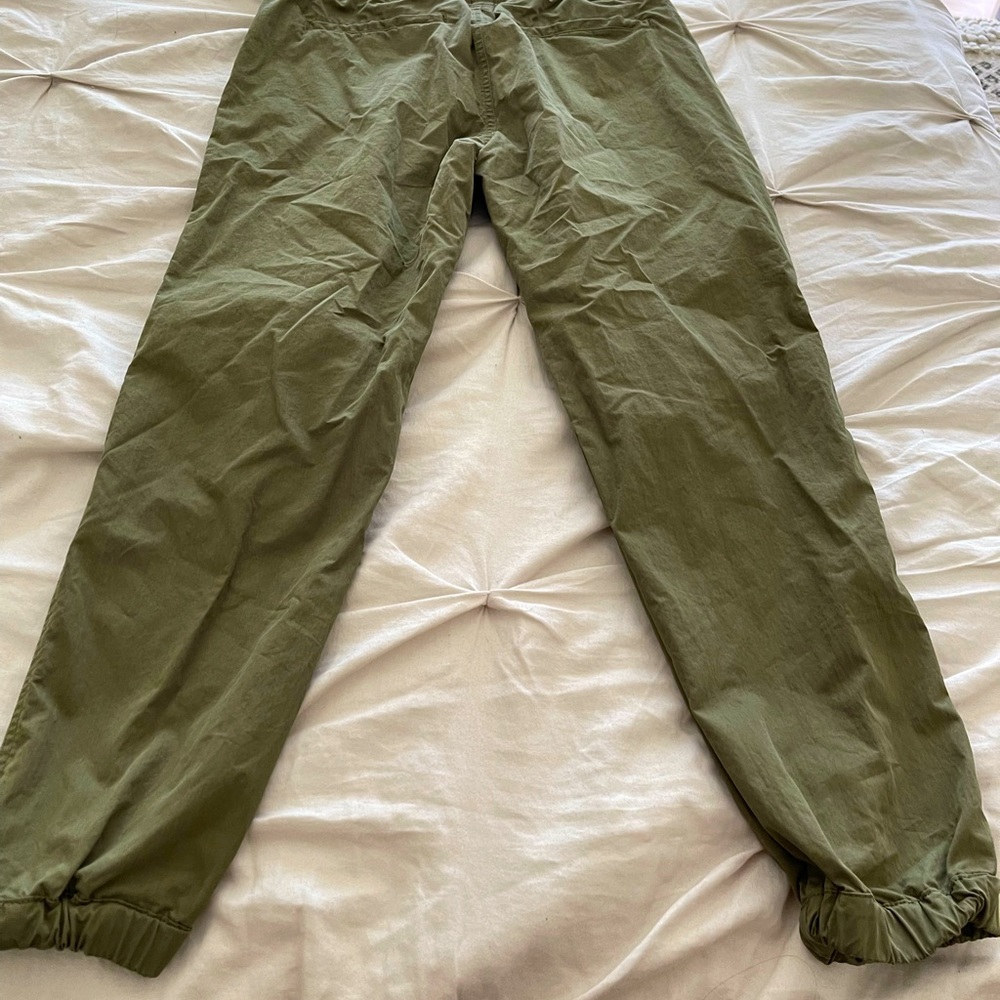 Abercrombie and Fitch khaki man’s pants size small